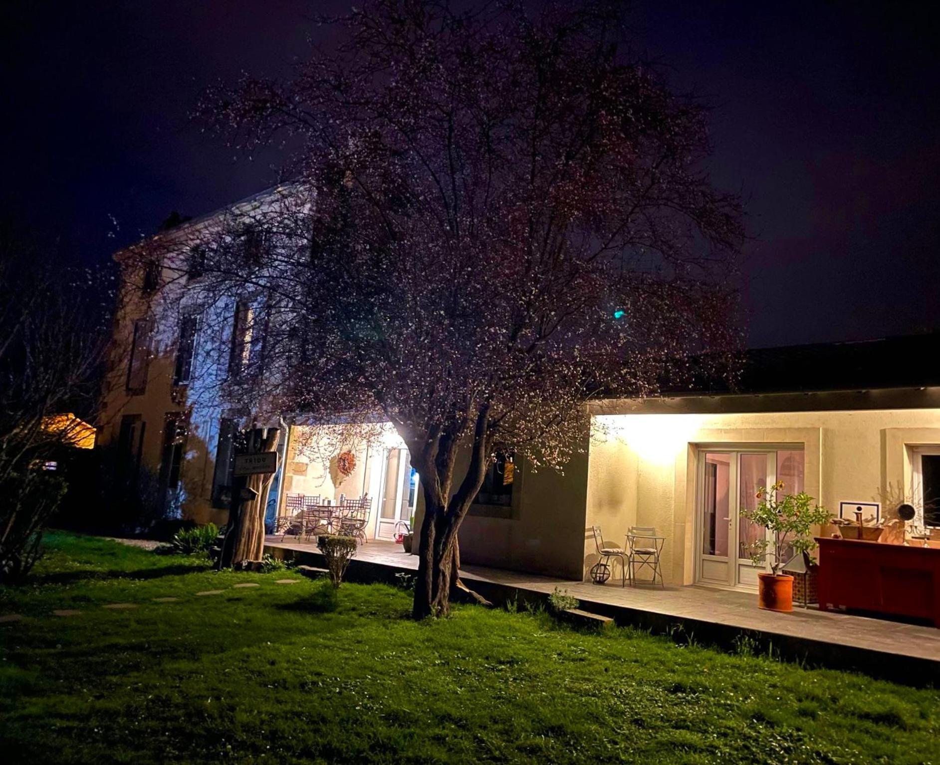 Bed and Breakfast Chez Guilem Saint-Maixent-lʼÉcole Exterior foto